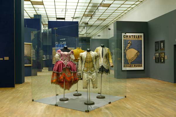 A Feast of Wonders: Sergey Diaghilev and the Ballets Russes